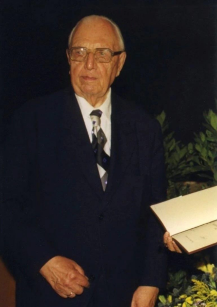 硅胶的发明者是谁 硅胶的发明者是谁