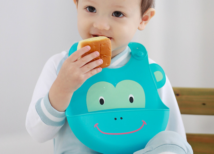 日常生活用到的硅胶产品有哪些--硅胶围兜 日常生活用到的硅胶产品有哪些--硅胶围兜