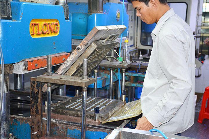 东莞硅胶制品厂伟顺硅胶客户常见问题 东莞硅胶制品厂伟顺硅胶客户常见问题