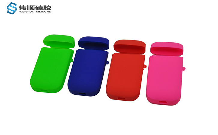 硅胶?；ぬ咨被嵊心男┪侍? width=