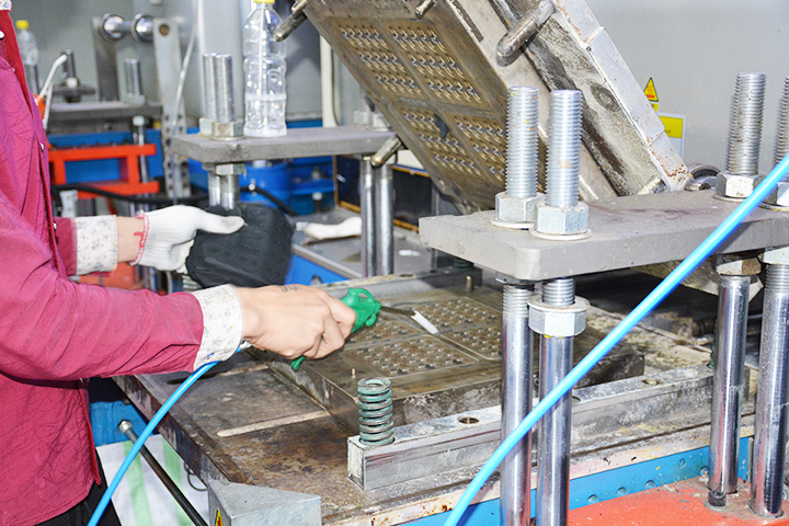 硅胶制品定制时候的样品模,硅胶制品为什么要做样品模,硅胶大货模具与样品模的区别 硅胶制品定制时候的样品模,硅胶制品为什么要做样品模,硅胶大货模具与样品模的区别