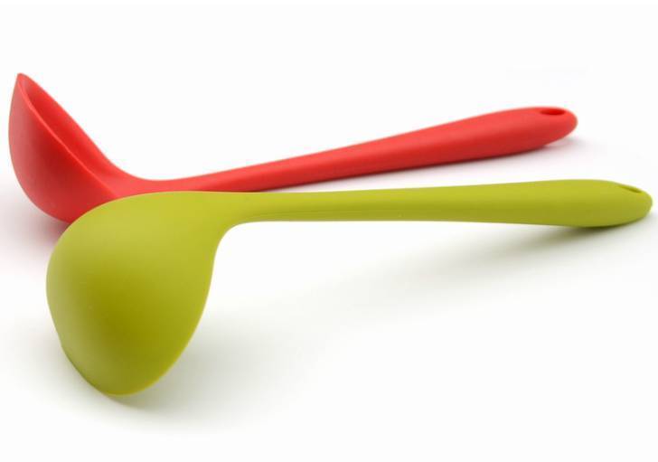 怎么选择硅胶汤勺,硅胶汤勺的选购技巧 怎么选择硅胶汤勺,硅胶汤勺的选购技巧